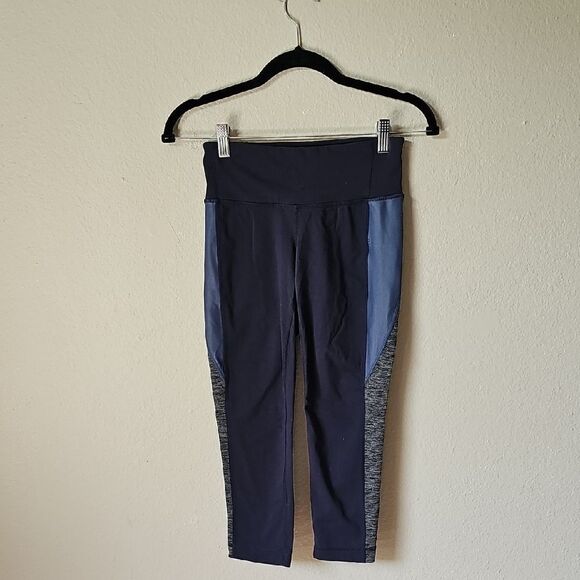Athleta Blue Colorblock Shine Revelation Capri XS - Picture 2 of 7